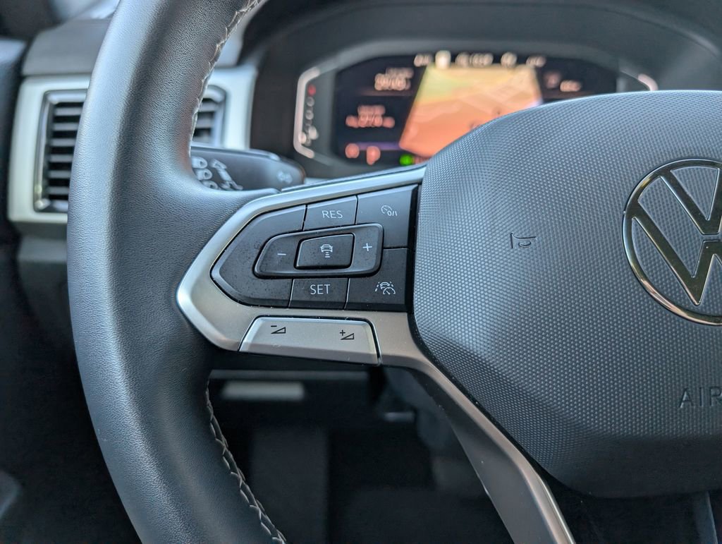 Used 2022 Volkswagen Atlas Cross Sport SEL image 27