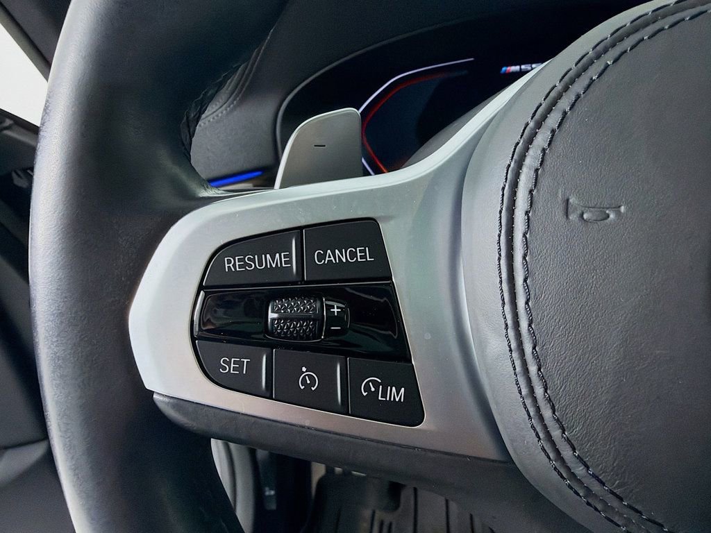 Used 2021 BMW M550i xDrive w/ Premium Package image 11
