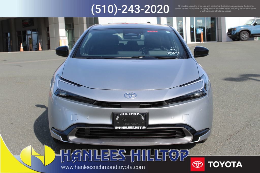 New 2026 Toyota Prius Limited FWD image 4