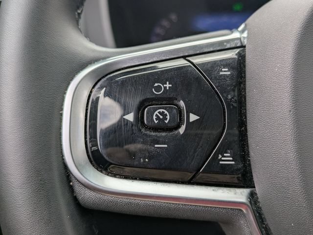 Certified 2023 Volvo XC60 T8 Ultimate AWD/4WD image 18