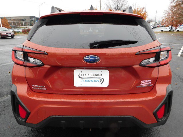 Used 2024 Subaru Crosstrek 2.0i Premium image 4