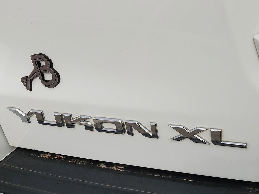 Used 2019 GMC Yukon XL Denali image 12