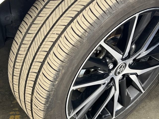 Used 2024 Toyota Camry SE image 36