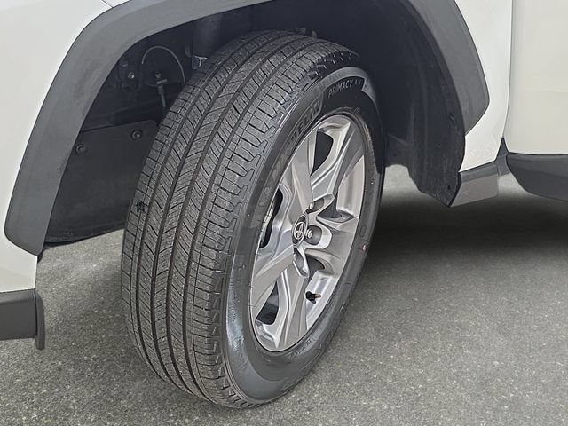 Certified 2024 Toyota RAV4 XLE AWD/4WD image 28