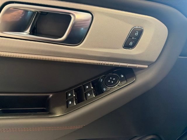 New 2026 Ford Explorer Active w/ Active Comfort Package AWD/4WD image 11
