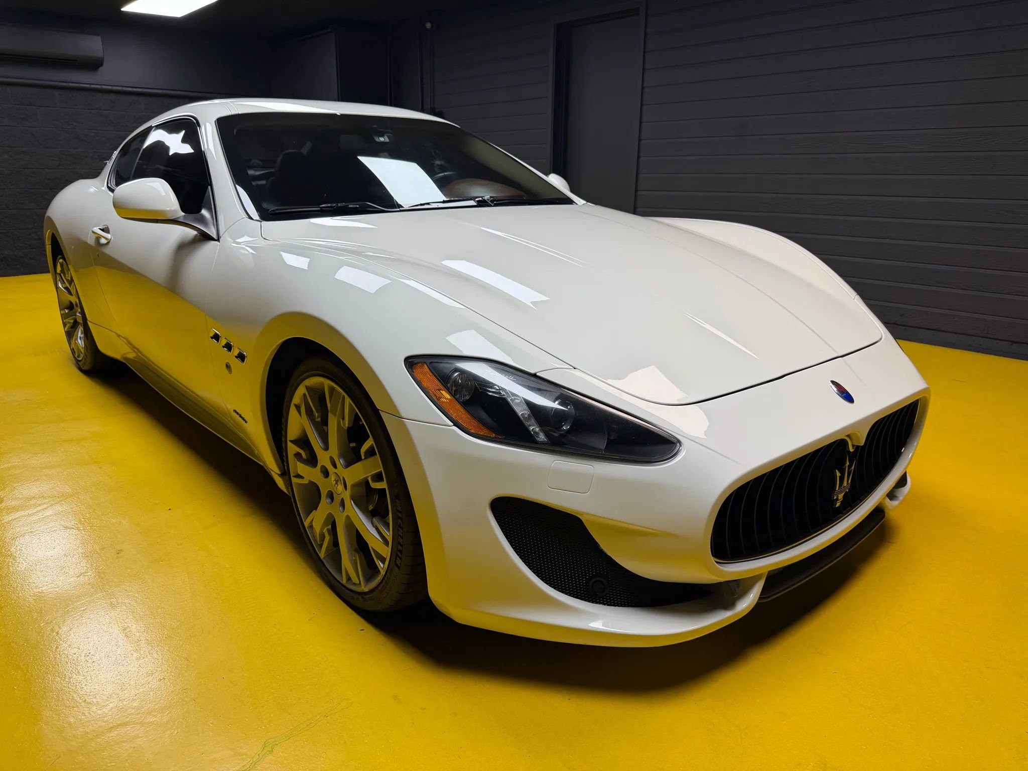 Used 2014 Maserati GranTurismo MC RWD image 3