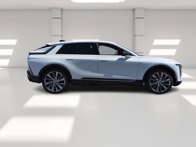 New 2026 Cadillac Lyriq Signature Luxury w/ Nappa Leather Package RWD image 6