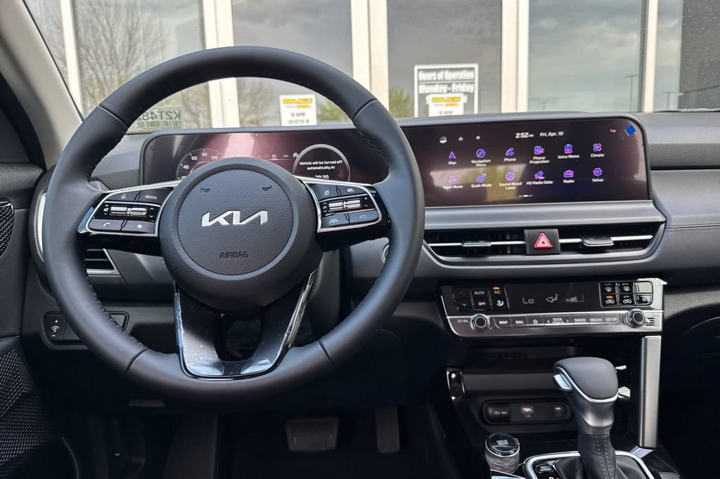 New 2026 Kia Seltos EX w/ EX Sunroof Package FWD image 14