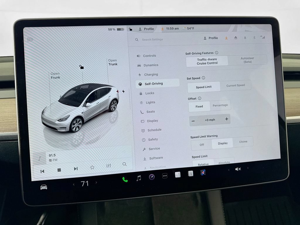 Used 2023 Tesla Model Y Long Range AWD/4WD image 24
