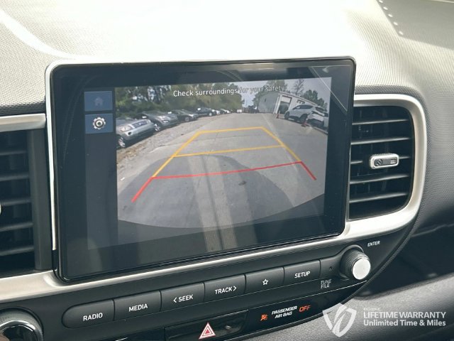 New 2026 Hyundai Venue SEL FWD image 32