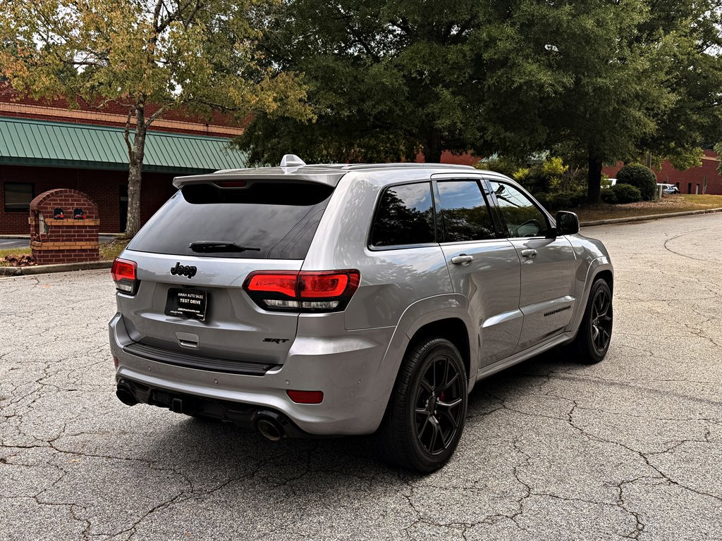Used 2019 Jeep Grand Cherokee SRT AWD/4WD image 5