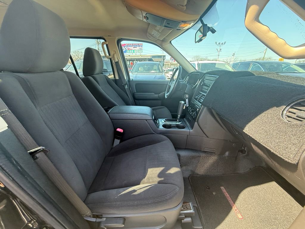 Used 2010 Ford Explorer Sport Trac XLT image 23