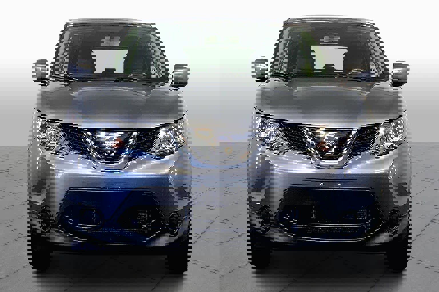 Used 2019 Nissan Rogue Sport S w/ Appearance Package image 4