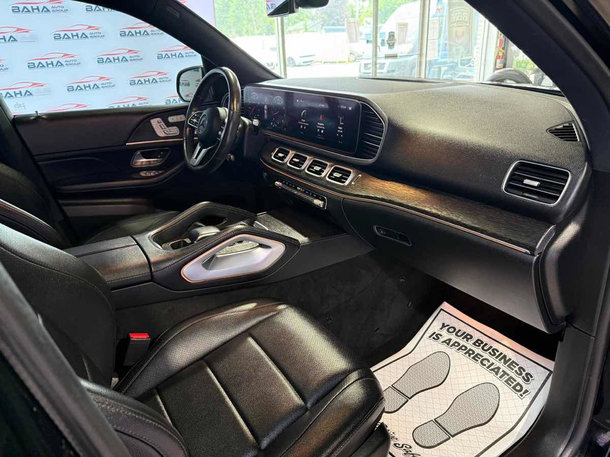 Used 2020 Mercedes-Benz GLE 350 4MATIC w/ Premium Package image 48