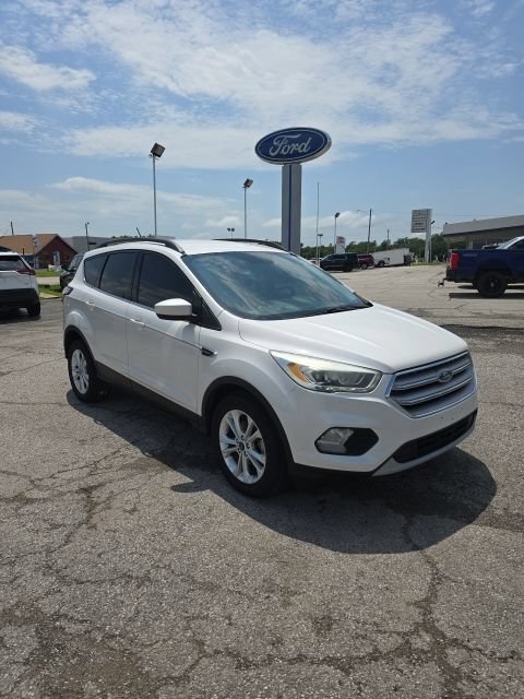 Used 2018 Ford Escape SEL FWD image 1