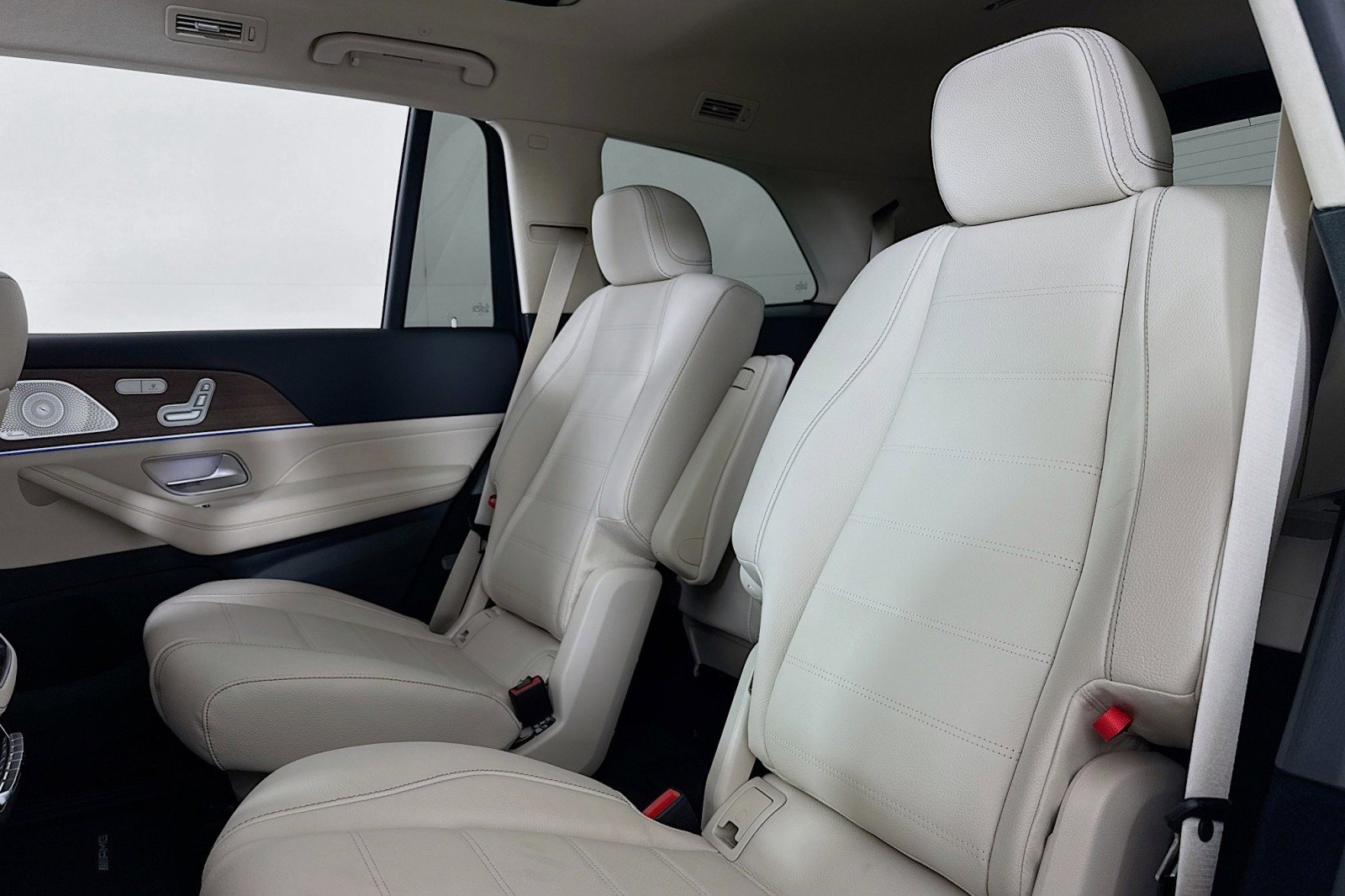 New 2026 Mercedes-Benz GLS 450 4MATIC image 7