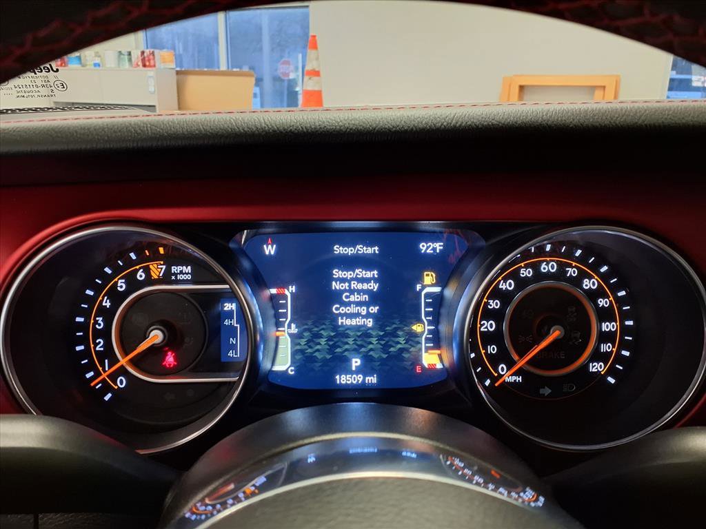 Used 2023 Jeep Gladiator Rubicon w/ Trailer Tow Package image 31