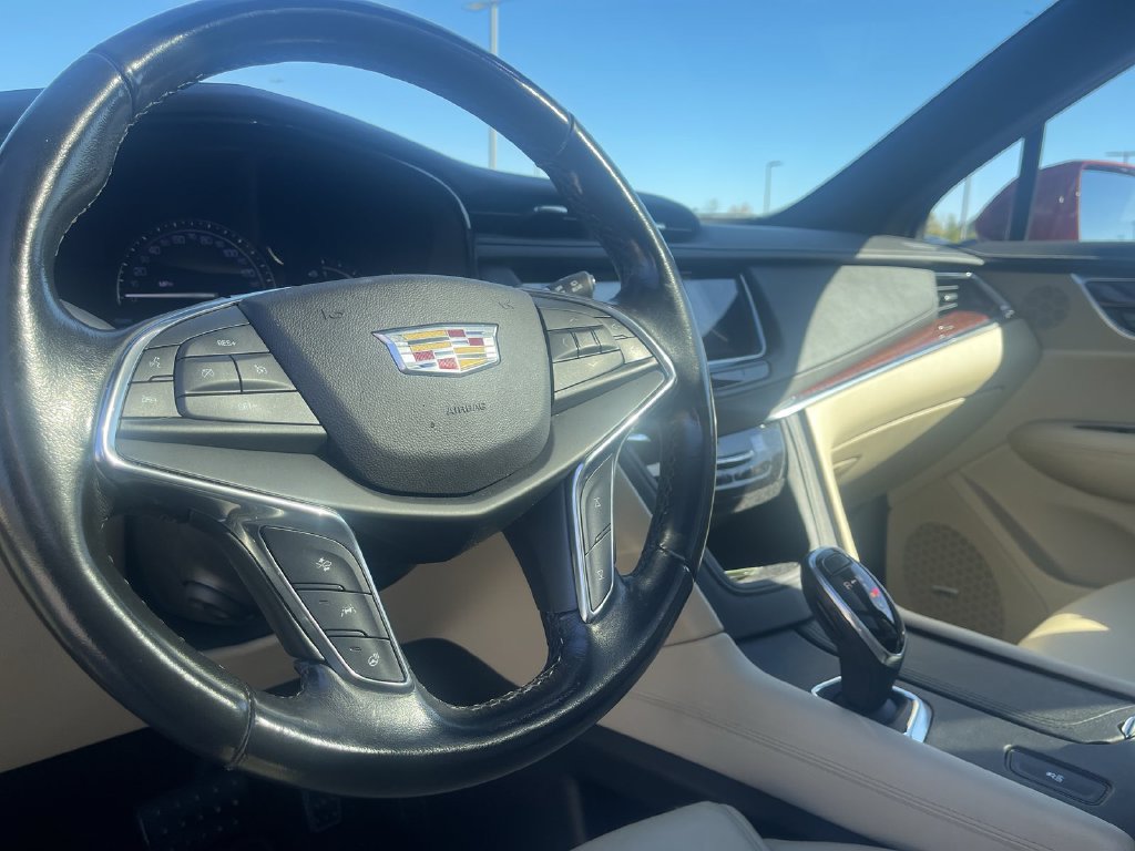 Used 2019 Cadillac XT5 Luxury FWD image 8