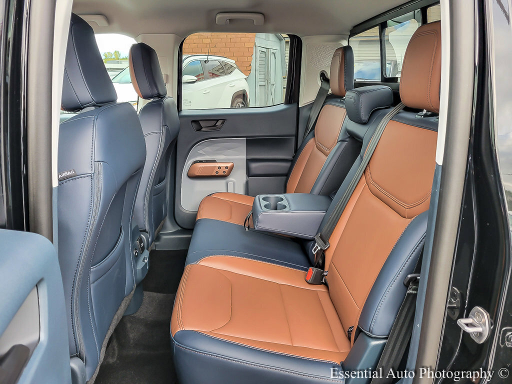 Used 2024 Ford Maverick Lariat w/ 4K Tow Package image 12