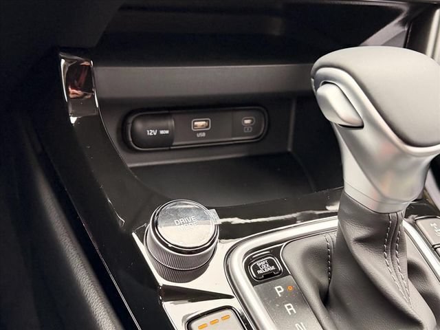 New 2026 Kia Seltos S AWD/4WD image 24