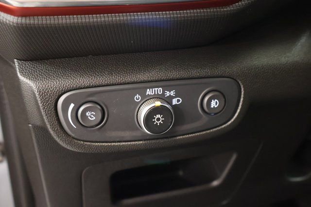 Used 2021 Chevrolet TrailBlazer RS w/ Sun and Liftgate Package image 16