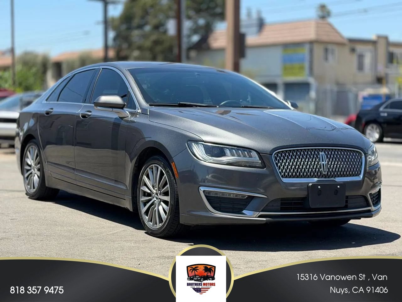 Used 2017 Lincoln MKZ Premiere FWD image 1