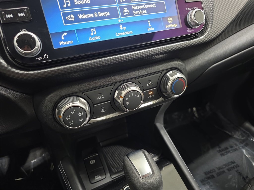 Used 2024 Nissan Kicks SV image 24