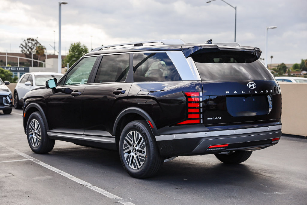 New 2026 Hyundai Palisade SEL Premium FWD image 4