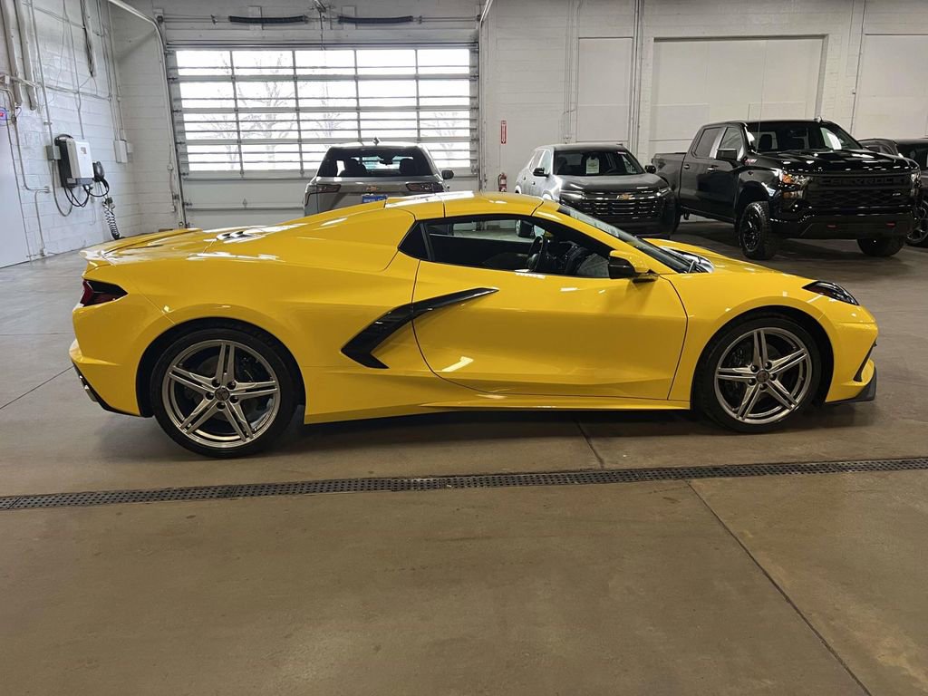 New 2026 Chevrolet Corvette Stingray Preferred Conv w/ Battery Protection Package image 9