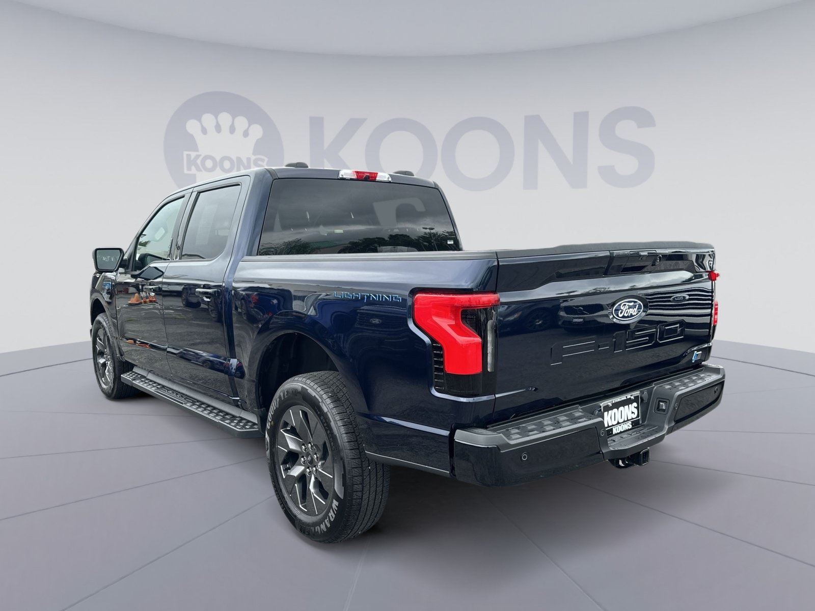 Used 2024 Ford F150 Lightning Flash AWD/4WD image 14