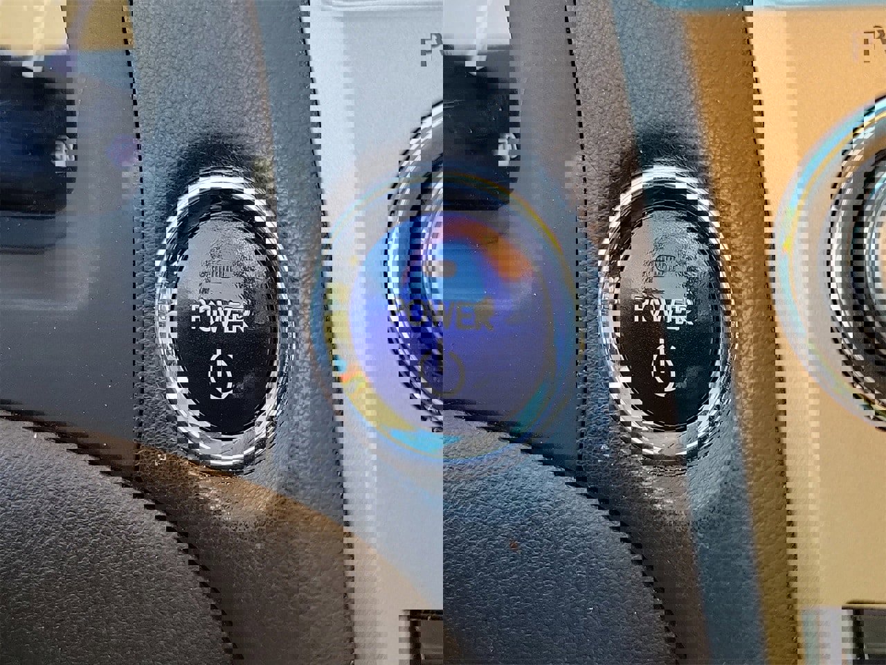 Used 2015 Lexus RX 450h FWD image 29