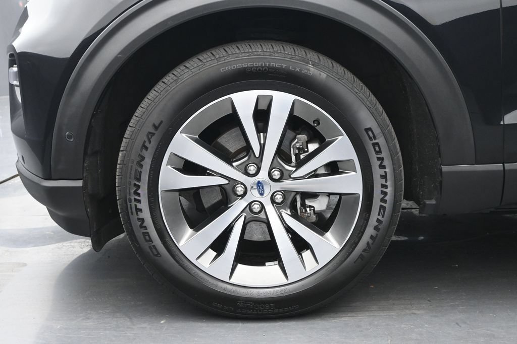 Used 2020 Ford Explorer Platinum AWD/4WD image 17