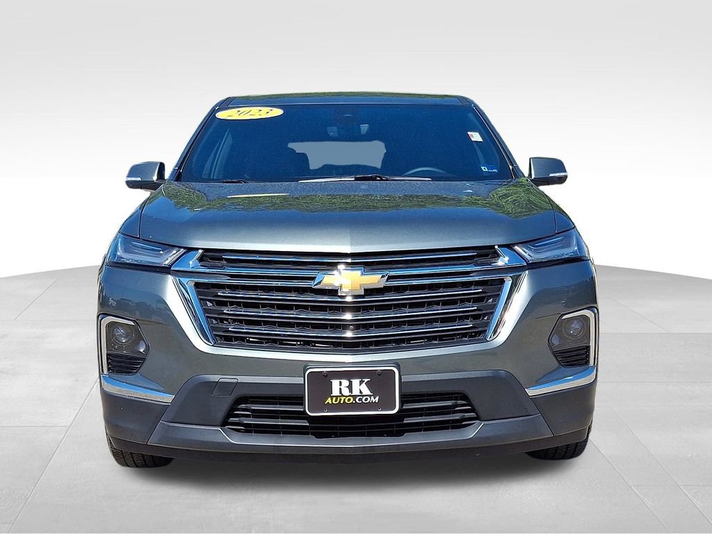 Certified 2023 Chevrolet Traverse LT image 2