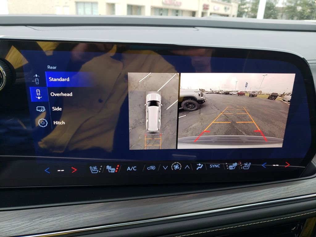 New 2026 Chevrolet Suburban Premier image 19