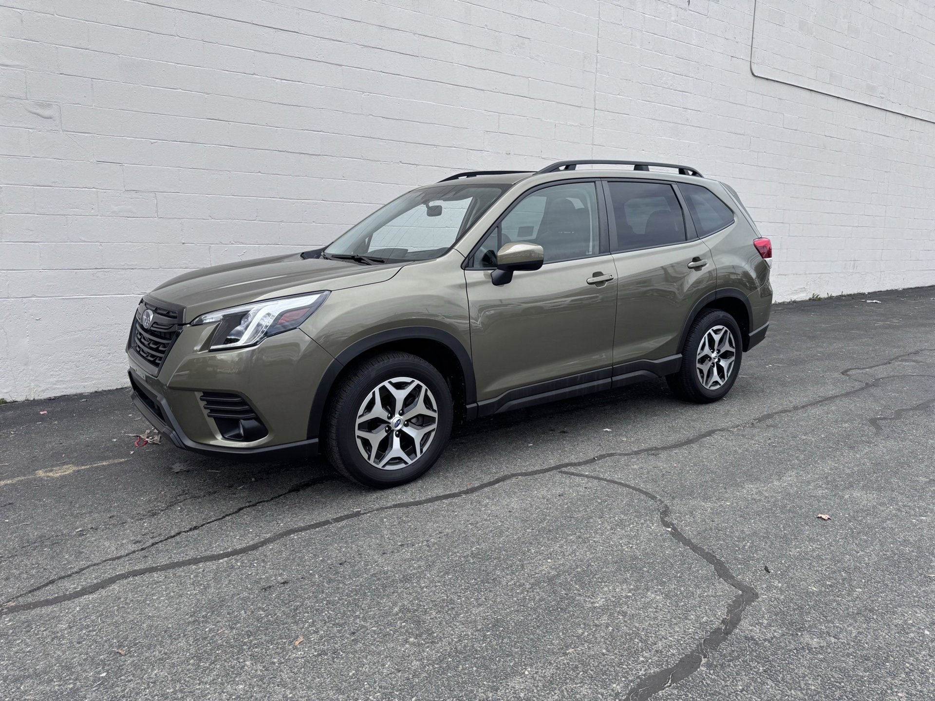 Used 2023 Subaru Forester Premium