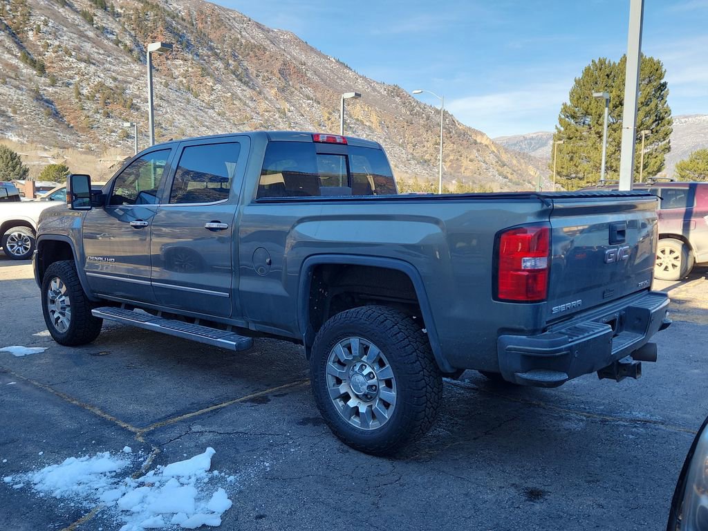 Used 2018 GMC Sierra 2500 Denali w/ Duramax Plus Package image 3