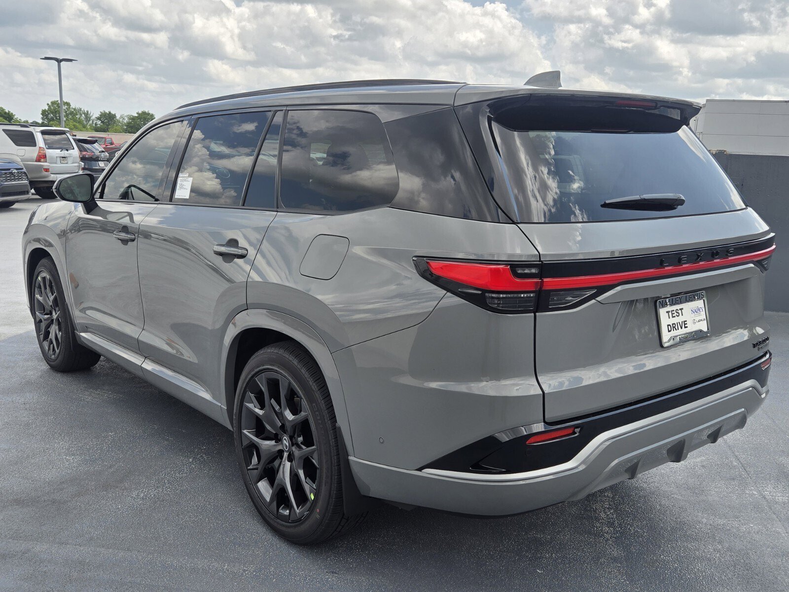 New 2026 Lexus TX 500h AWD image 6