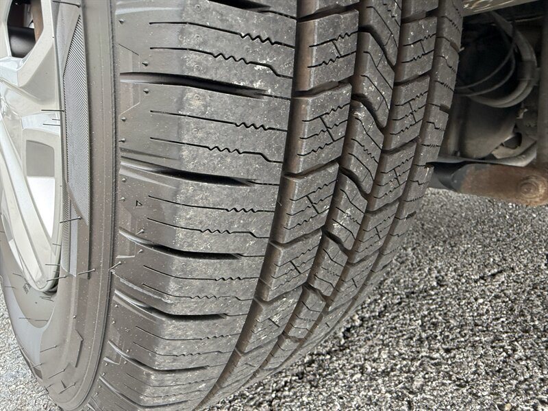 Used 2015 Ford Transit 350 XL RWD image 30