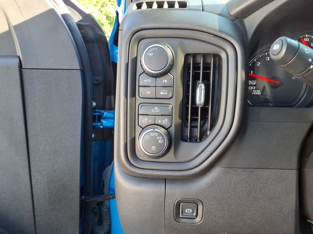 Used 2024 Chevrolet Silverado 1500 Custom AWD/4WD image 18