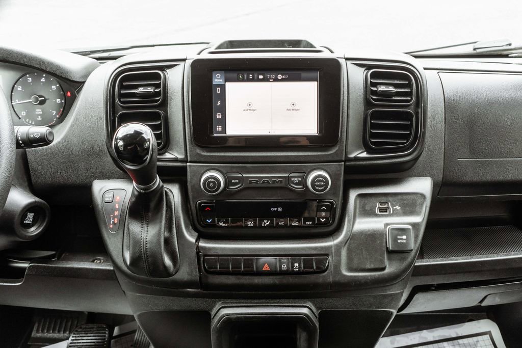 Used 2023 RAM ProMaster 2500 FWD image 14