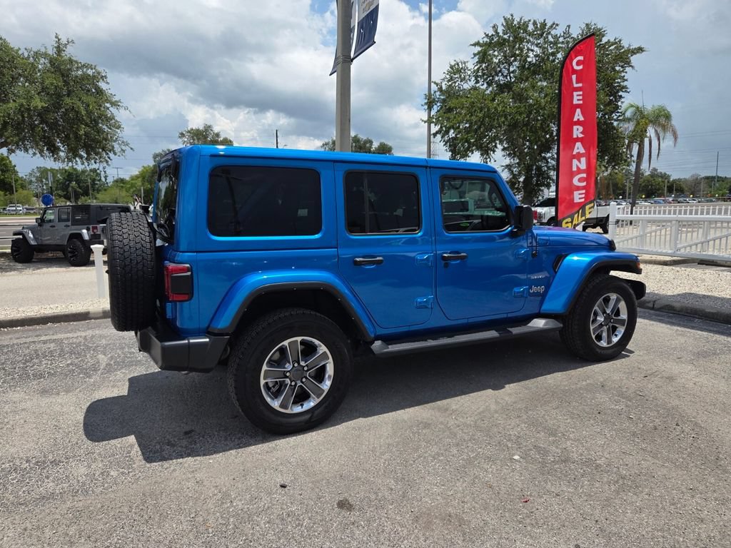 Used 2022 Jeep Wrangler Unlimited Sahara w/ LED Lighting Group AWD/4WD image 14