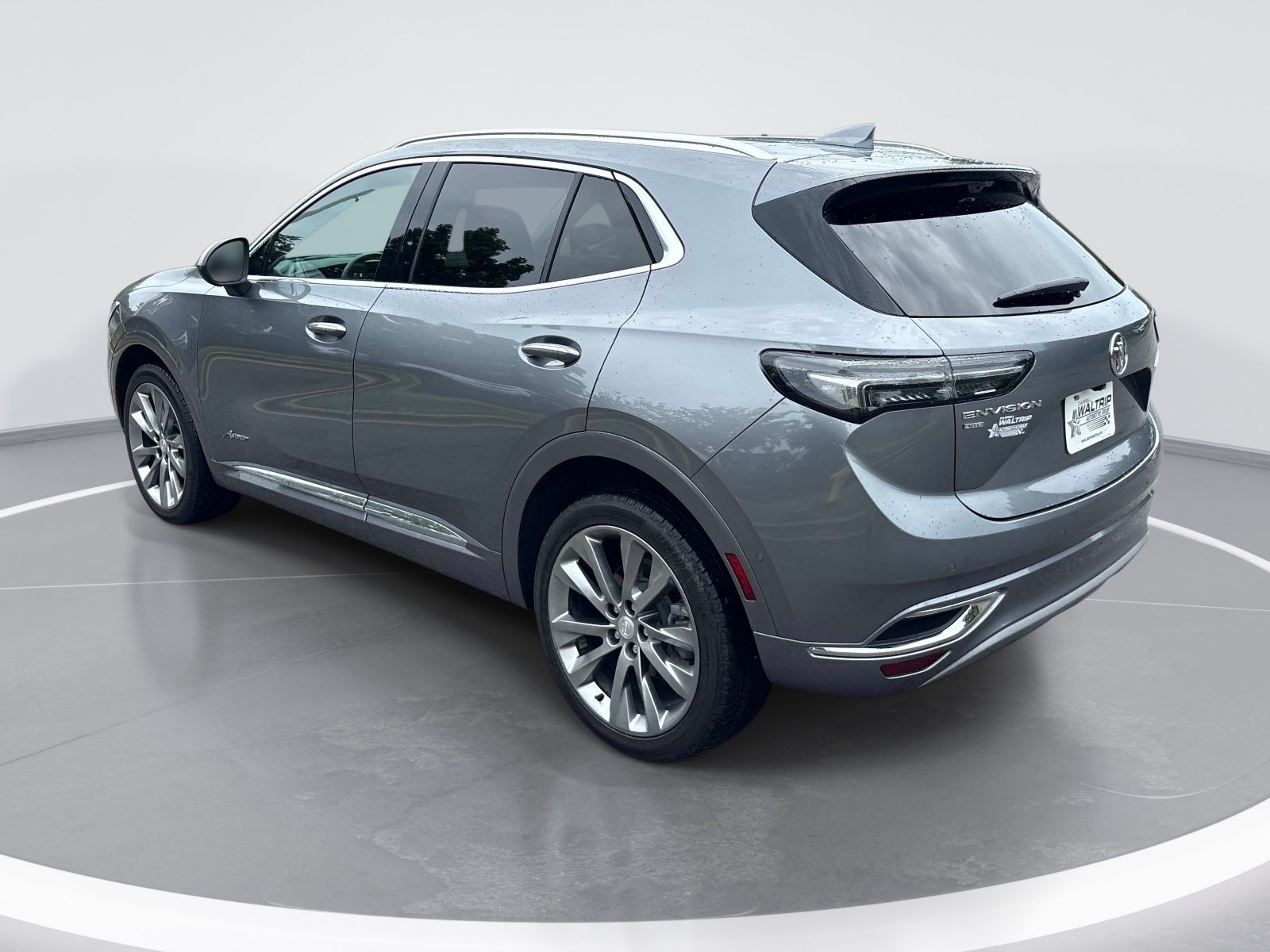 Used 2021 Buick Envision Avenir w/ Technology Package II AWD/4WD image 6