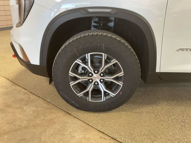 New 2026 GMC Acadia AT4 w/ Luxury Package image 13