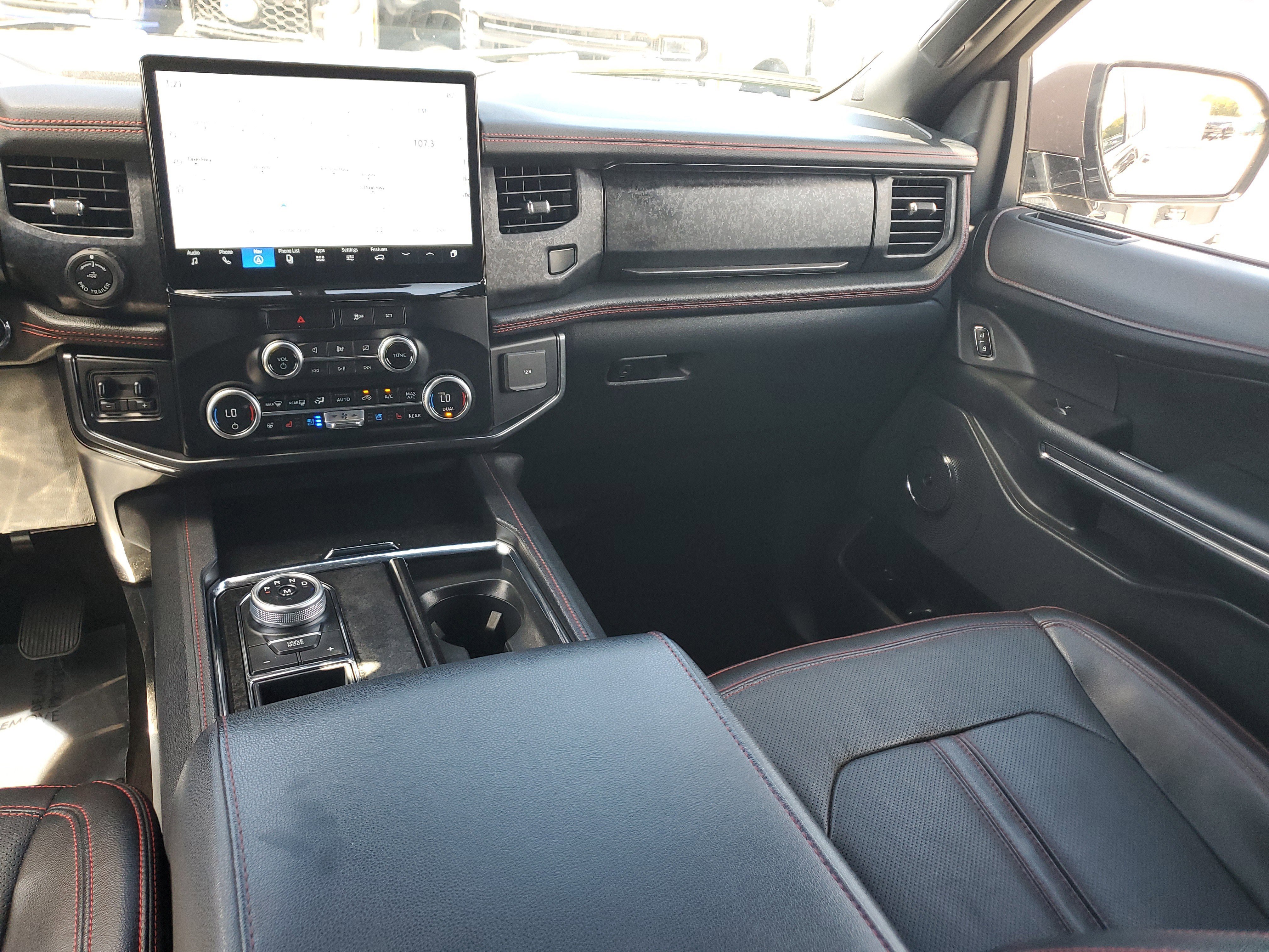 Certified 2023 Ford Expedition Limited image 19