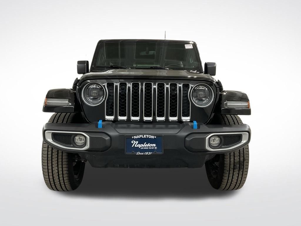 Used 2023 Jeep Wrangler Unlimited Sahara w/ Cold Weather Group image 5