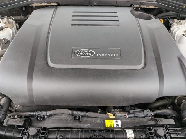 Used 2023 Land Rover Defender 110 S image 32