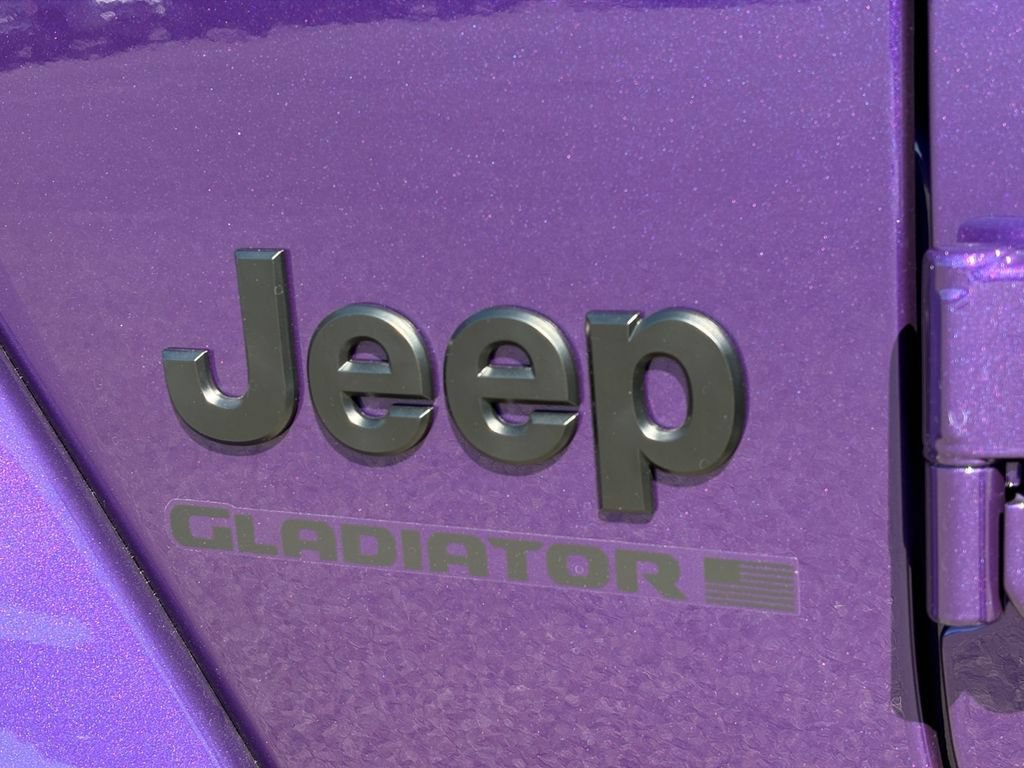 New 2026 Jeep Gladiator Sport AWD/4WD image 9
