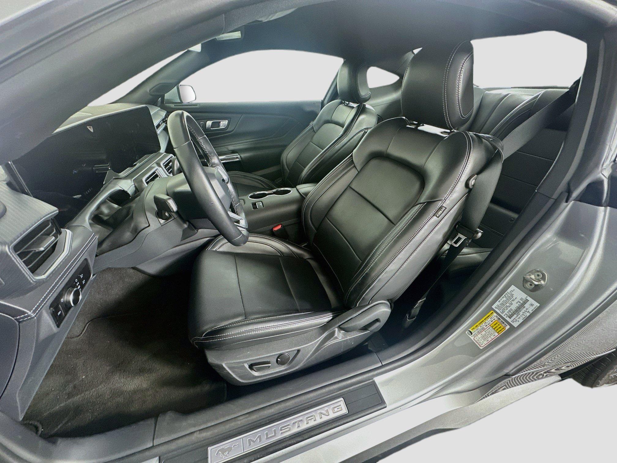 Used 2025 Ford Mustang Premium RWD image 13