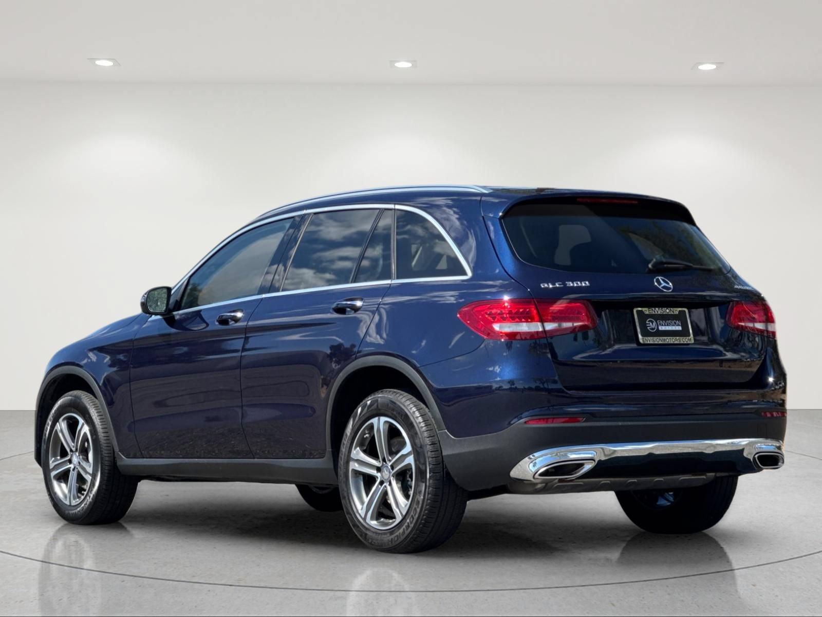 Used 2016 Mercedes-Benz GLC 300 4MATIC image 4