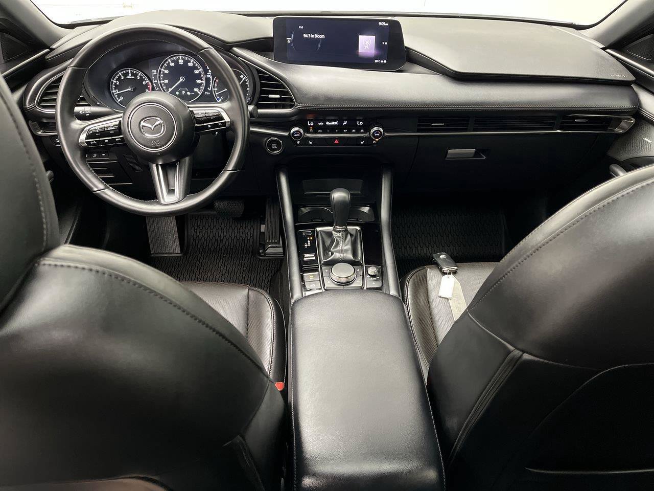 Certified 2025 MAZDA MAZDA3 Hatchback w/Premium Plus Pkg AWD/4WD image 4